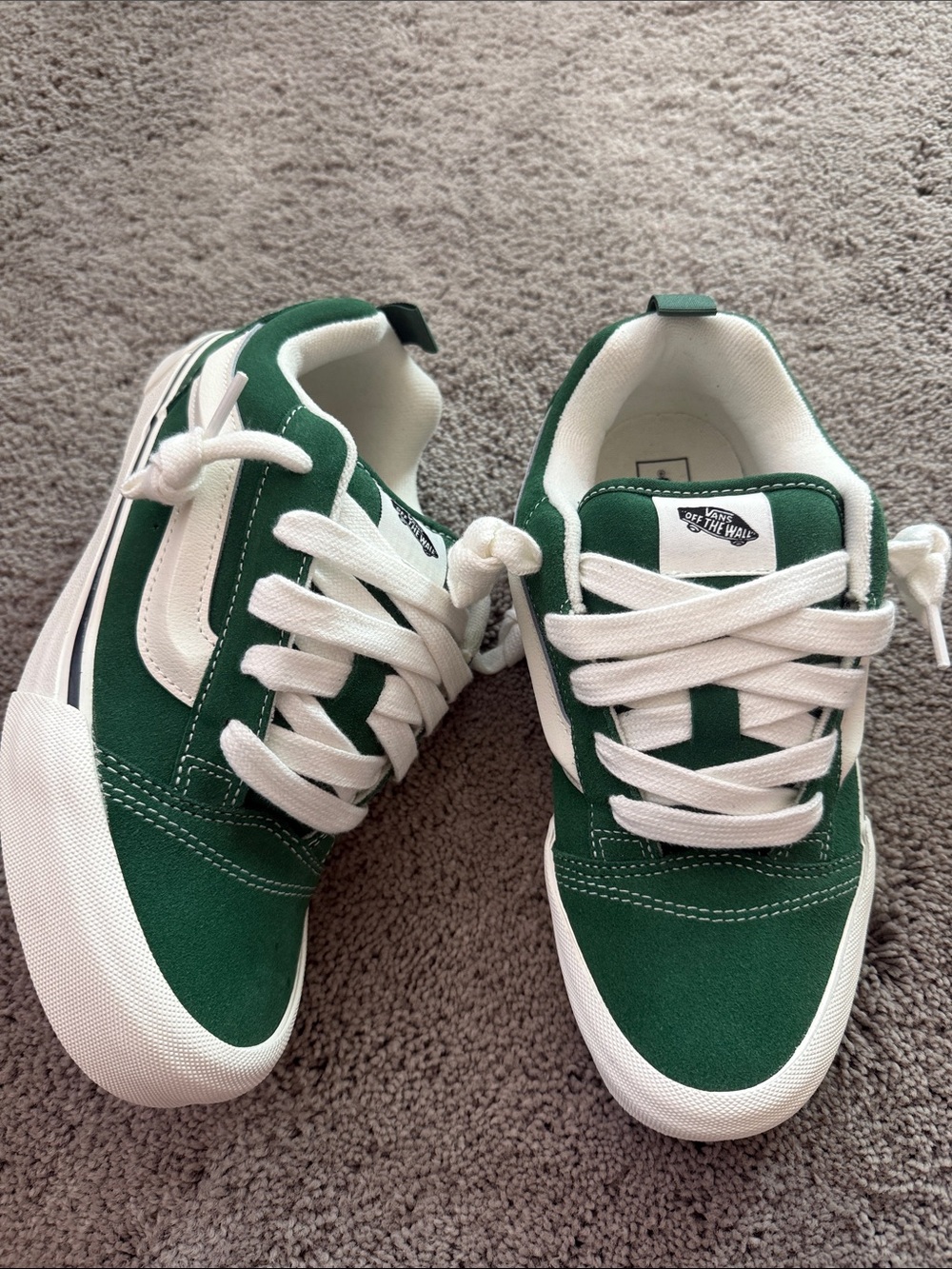 Vans Old Skool Sneakers in Green and White New